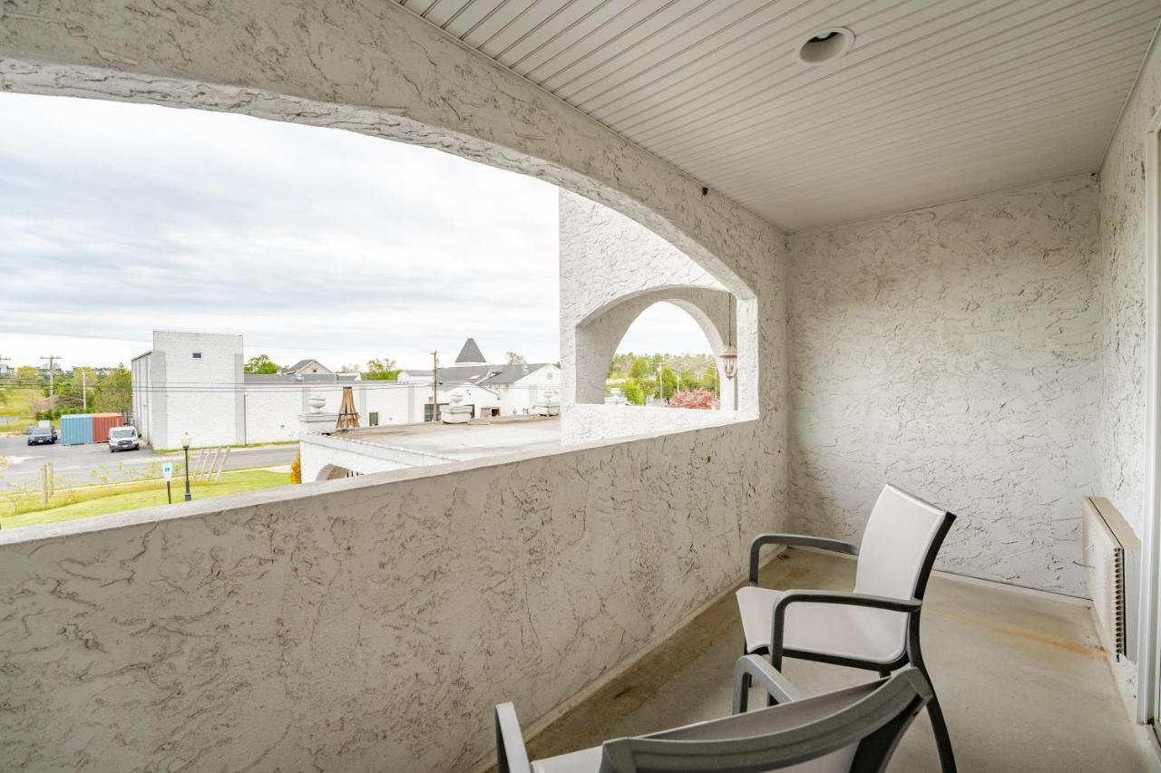 Chateau Renault Egg Harbor City Exterior foto